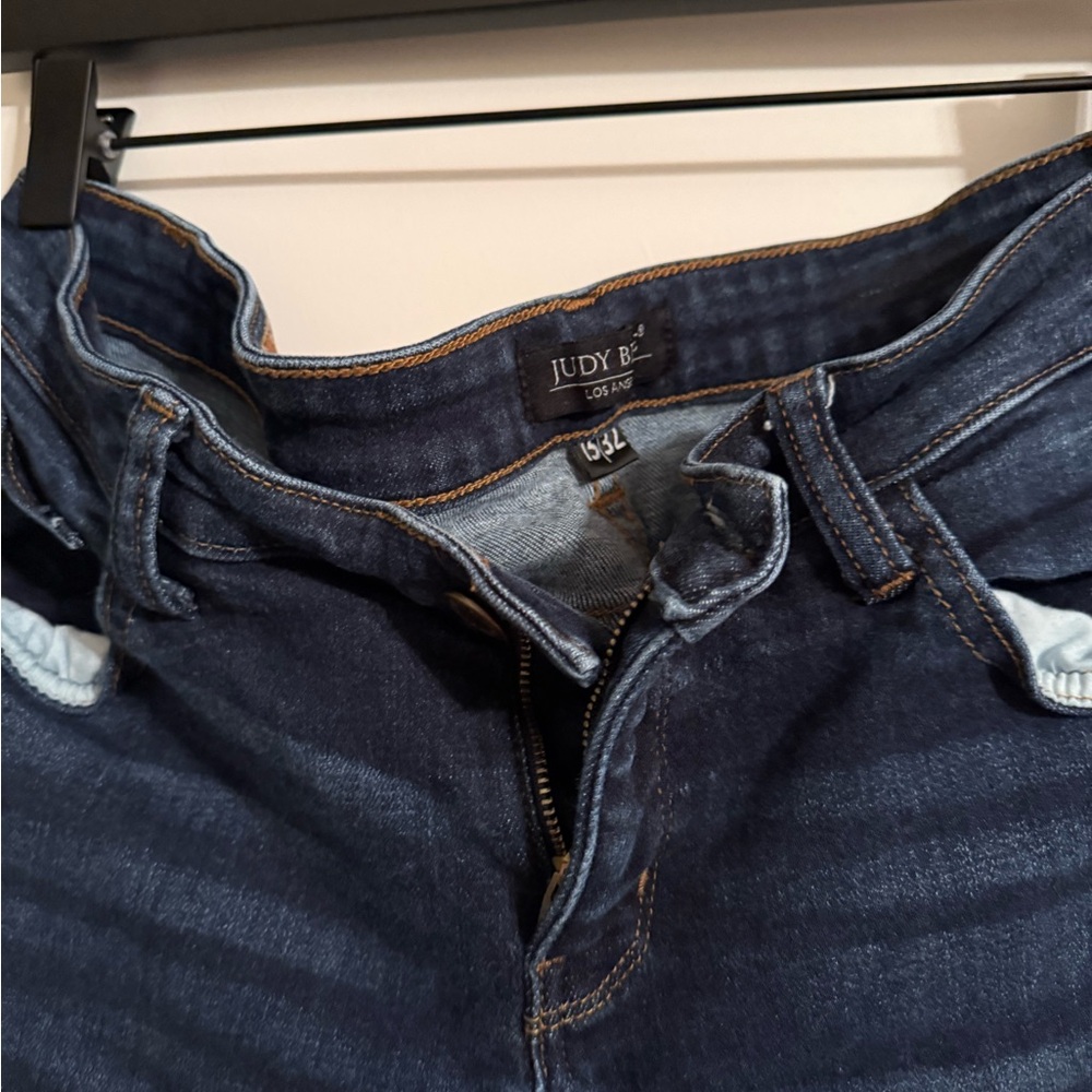 Judy Blue Women’s  Indigo Slim Fit Jeans
